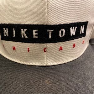 Rare NIKE cap | Chicago Niketown NWOT